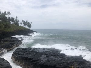 O mar em São Tomé